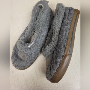 UGG Grey Rylan Cable Knit Wool Sheepskin Slippers Sz 7